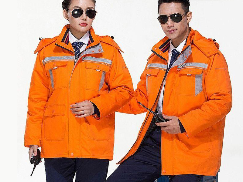 羽绒工作服定制